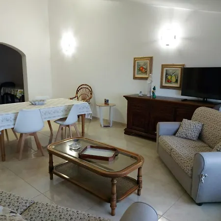 Semesterbostad Casa Bella Vista SantʼAntìoco